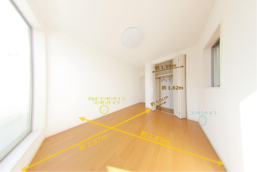 Non-living room. The width of the wall by the window is about 90cm, The upper part is equipped with air-conditioning outlet. Closet with a pipe hanger. The depth of the shelf is located about 37cm. Next to the Western-style is also inverted type of the same specification. (July 2012 shooting)