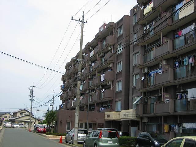 Local appearance photo. Administrative office