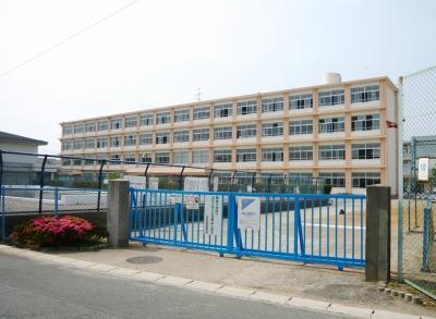 Primary school. 805m to Hamamatsu TatsuKabano Elementary School
