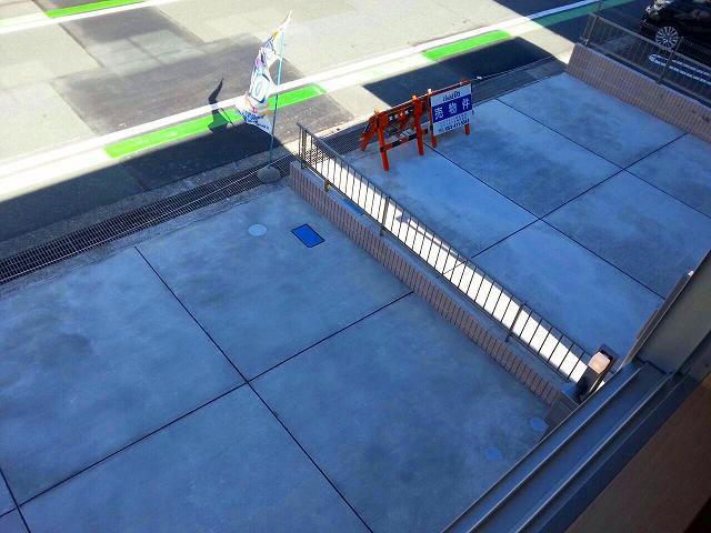 Parking lot. P2 cars can park