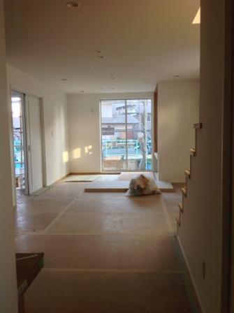 Living. December 12 shooting.  Open-minded LDK. 