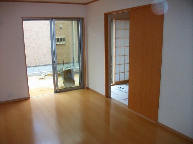 Living. Living room bathed in bright sunshine