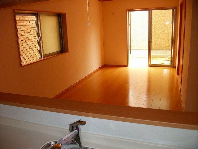 Kitchen. Indoor (10 May 2013) Shooting