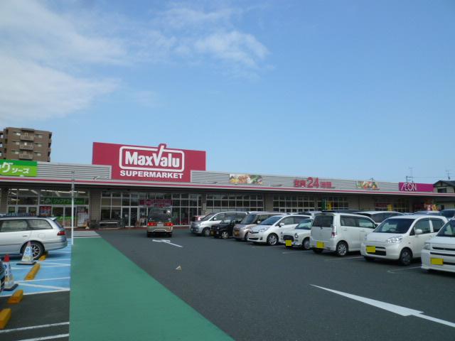 Supermarket. Maxvalu Hamamatsu Wada store until the (super) 443m