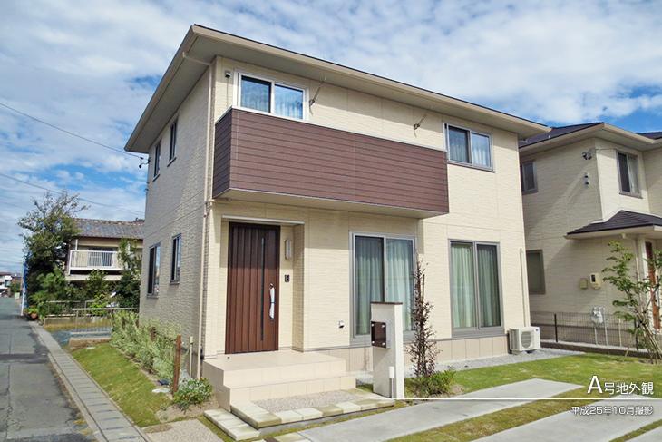 Local appearance photo.  [A No. land] Appearance Photo] 2013 October shooting