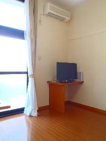 Living and room.  ※ There is a case where TV size is different