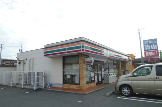 Convenience store. Seven-Eleven Hamamatsu automobile Street store up to (convenience store) 217m