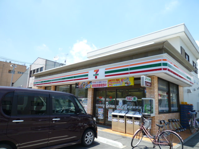 Convenience store. Seven-Eleven Hamamatsu Kandatsu store up (convenience store) 76m