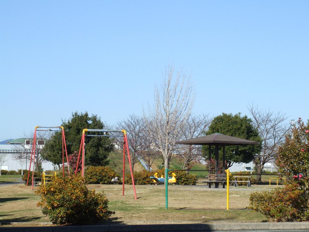 park. Until Aoikeoka park 1681m