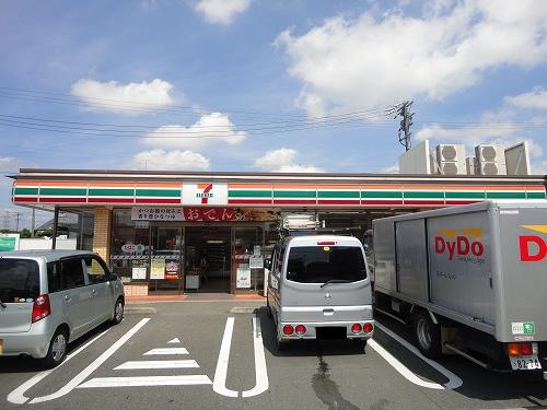 Convenience store. Seven-Eleven 91m to Hamamatsu juvenile Machiten (convenience store)
