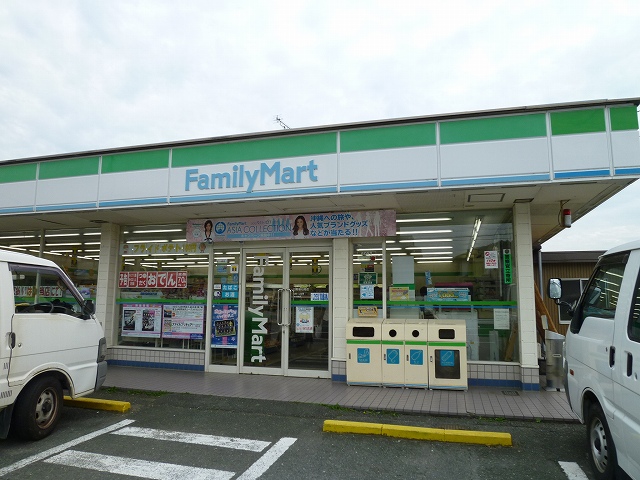 Convenience store. FamilyMart Hinoya Ishioka store up (convenience store) 710m