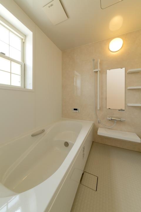 Bathroom. Bathroom heals tired of Ichinichi