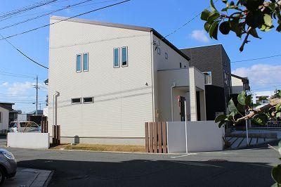 Local appearance photo. Local (11 May 2013) Shooting