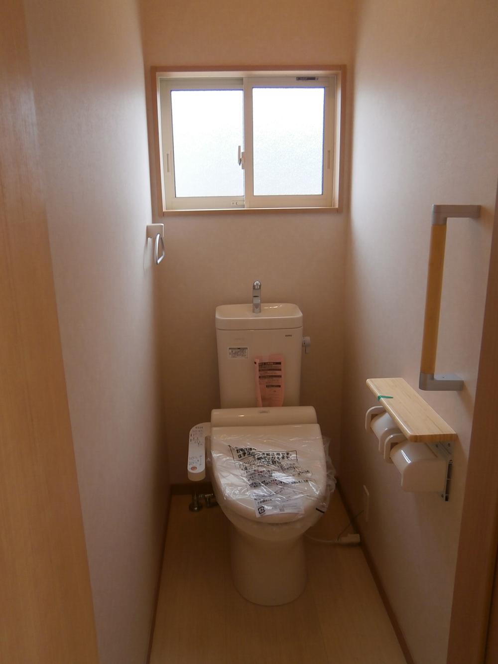 Toilet. Also it comes with a railing on the second floor toilet. (Local 2013 September 2 shooting)