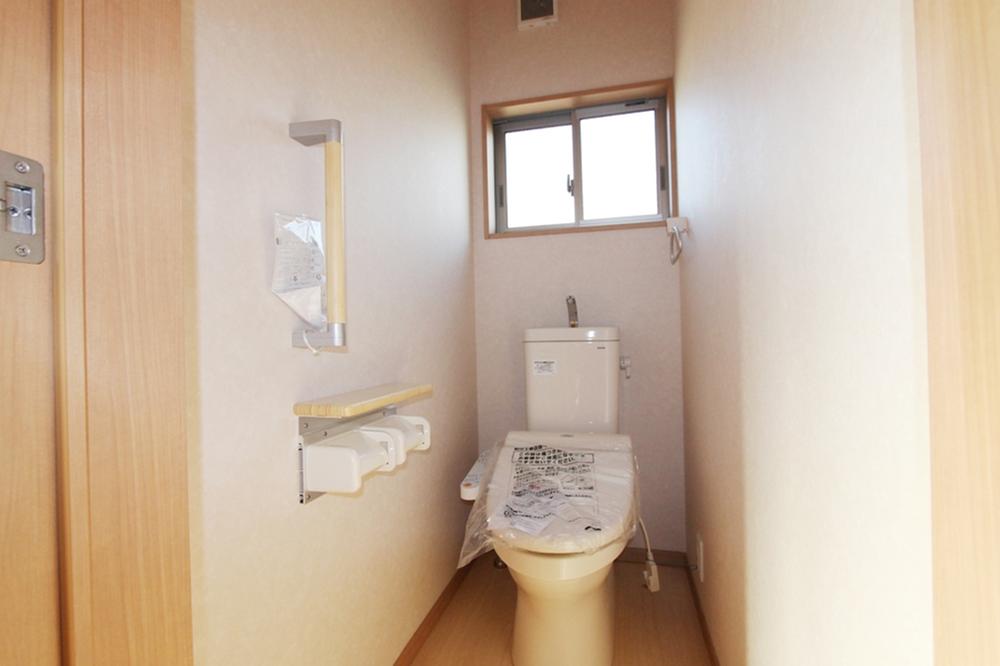 Same specifications photos (Other introspection). Toilet