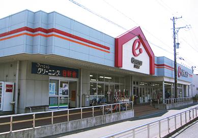 Supermarket. Totetsu store 1559m until Mishima shop