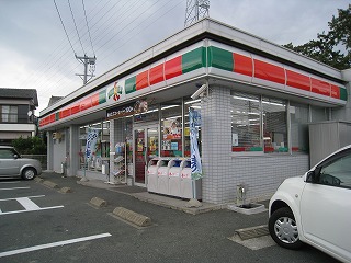 Convenience store. Thanks Mishima store up (convenience store) 750m
