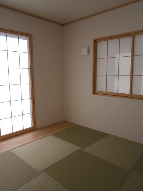 Non-living room. First floor Japanese-style room 5.7 quires