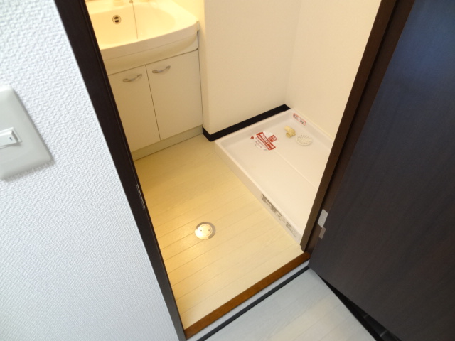 Washroom. Undressing space