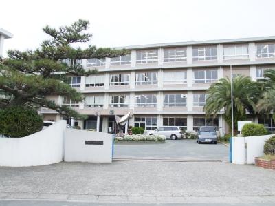 Junior high school. 970m to the Hamamatsu Municipal Nanyang Junior High School