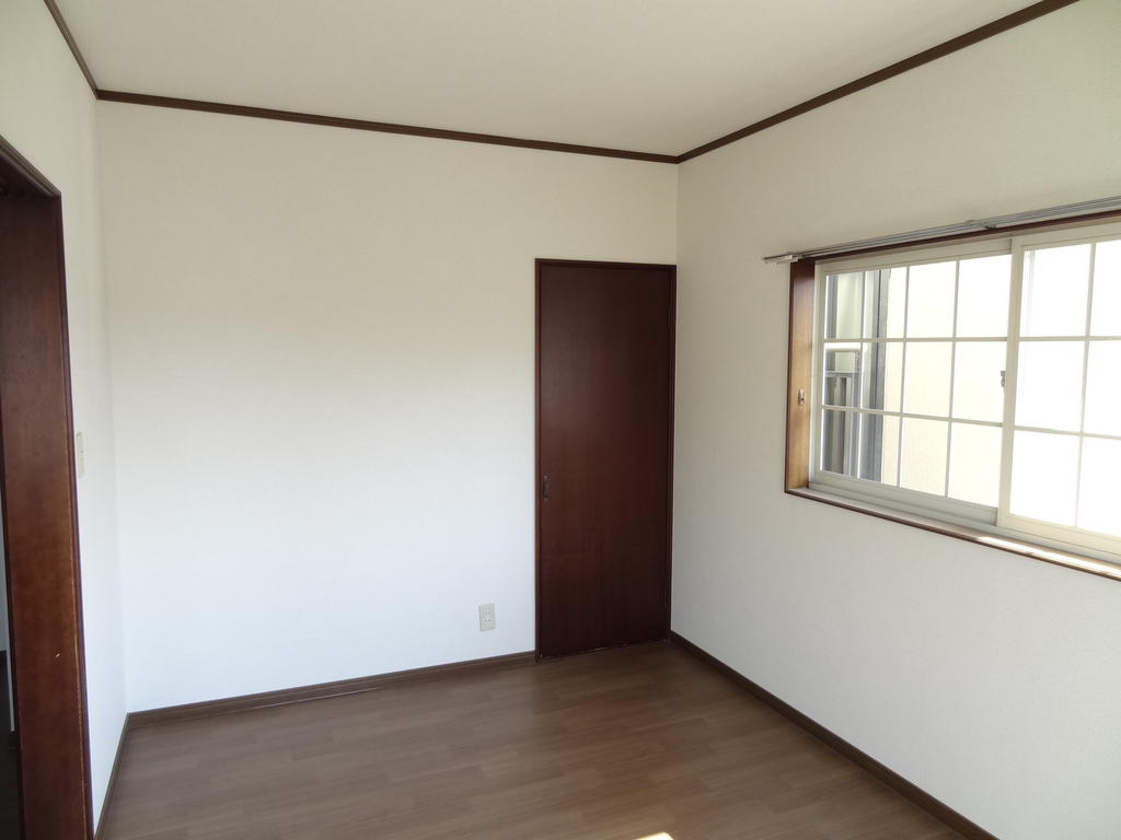 Living and room. Western-style room 6 tatami