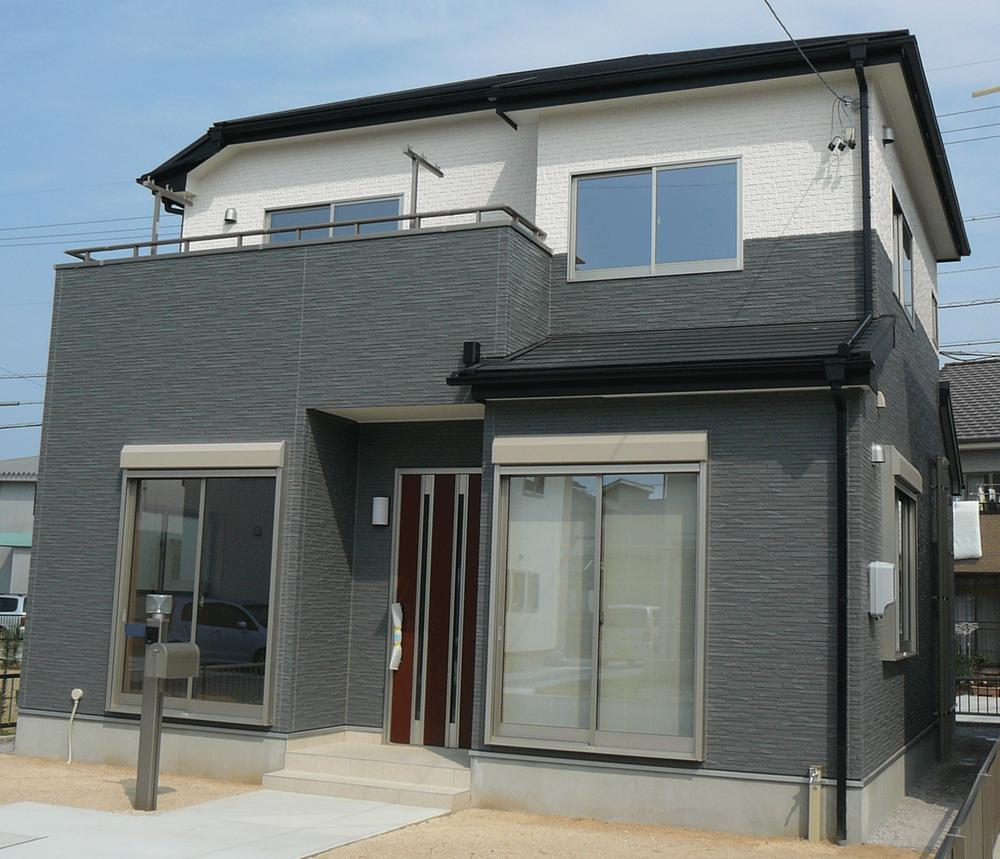 Local appearance photo. (1 Building)