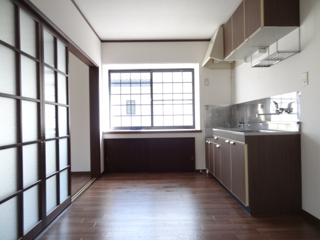 Living and room. DK6.5 tatami