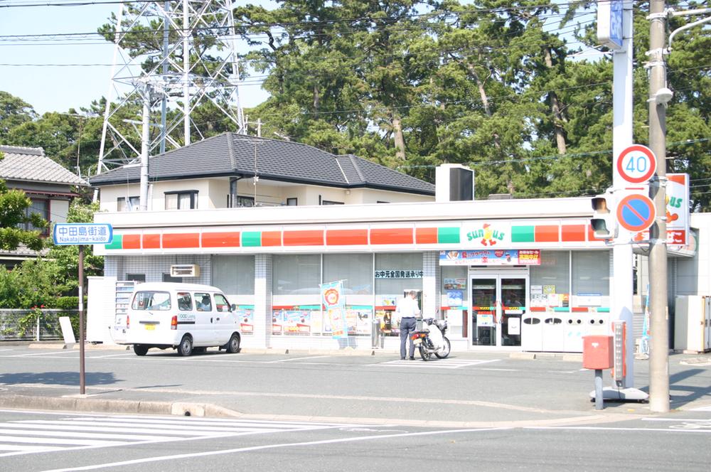 Convenience store. thanks 620m until Mishima shop