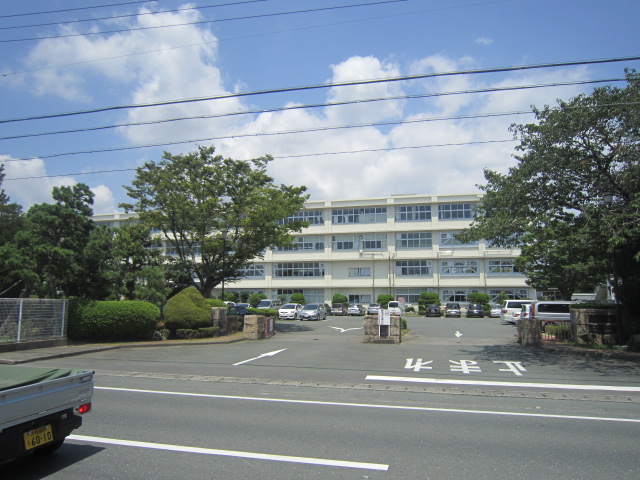 high school ・ College. Hamamatsu Johoku Technical High School (High School ・ NCT) to 1016m