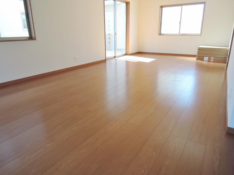 Living. 22 Pledge Living Building 3 limited! It is with a positive per good Nantei. 