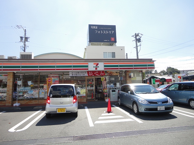 Convenience store. seven Eleven 149m to Hamamatsu Kamoe 3-chome (convenience store)