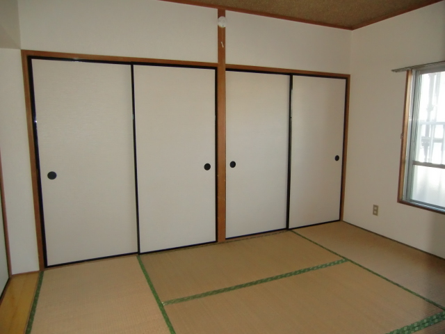 Living and room. All room with storage ☆ Large capacity ☆