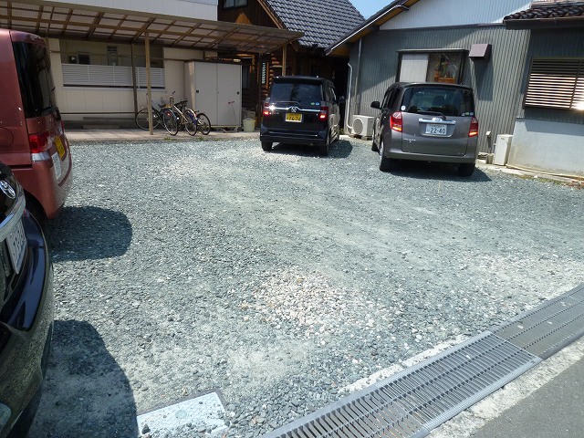 Parking lot