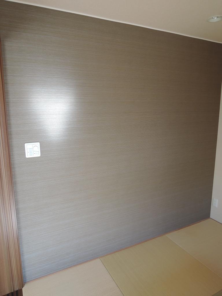 Non-living room. Accent of Japanese-style cross. It is the atmosphere of the modern taste.