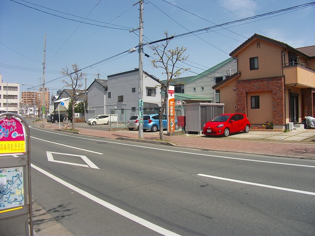 post office. 470m to the post office (post office)