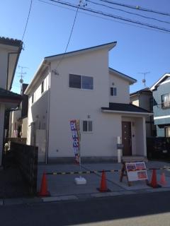 Local appearance photo. Local (11 May 2013) has been shooting completed! Tour is being accepted! Outer wall, It is micro-guard specification to keep clean in the rain of force. 