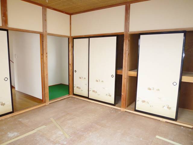 Other room space. Second floor Japanese-style room 8 quires