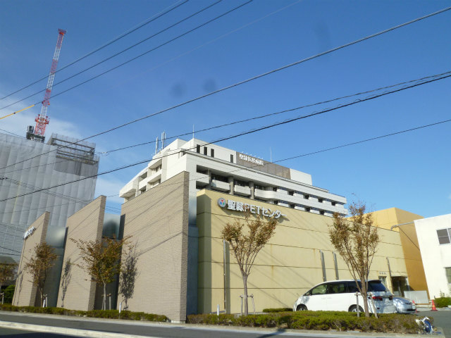 Hospital. 1000m to the General Hospital Seireihamamatsubyoin (hospital)