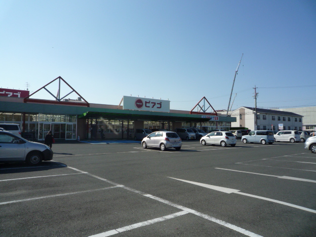 Supermarket. Piago Ueshima store up to (super) 1290m