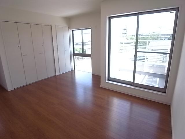 Non-living room. Indoor (July 2013) Shooting