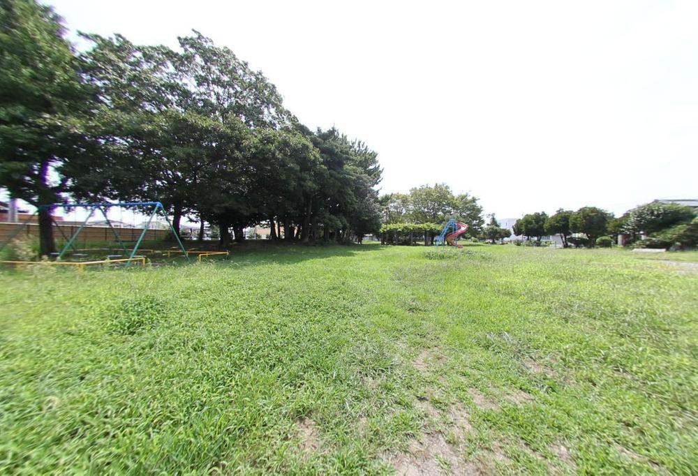 Other Environmental Photo. Zudaji 582m until the first park