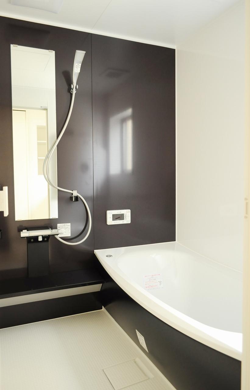 Bathroom. It is the bathroom of the calm atmosphere. I dry the next morning because it uses the Karari floor. (May 2013 shooting)