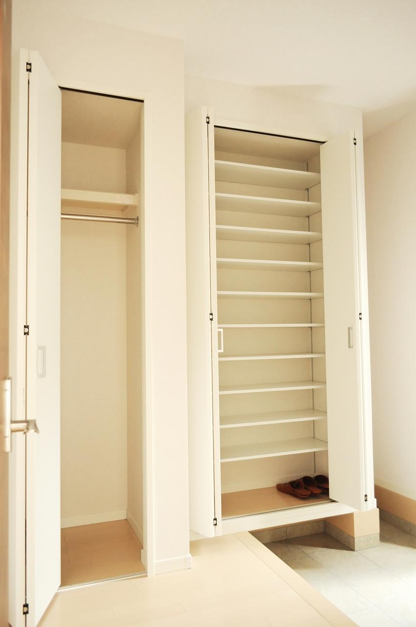 Receipt. Entrance of the storage space is full, And spacious. (May 2013 shooting)