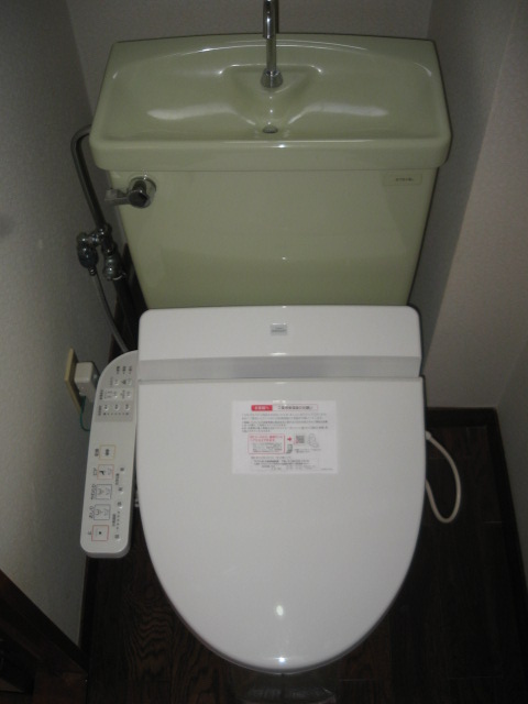 Toilet