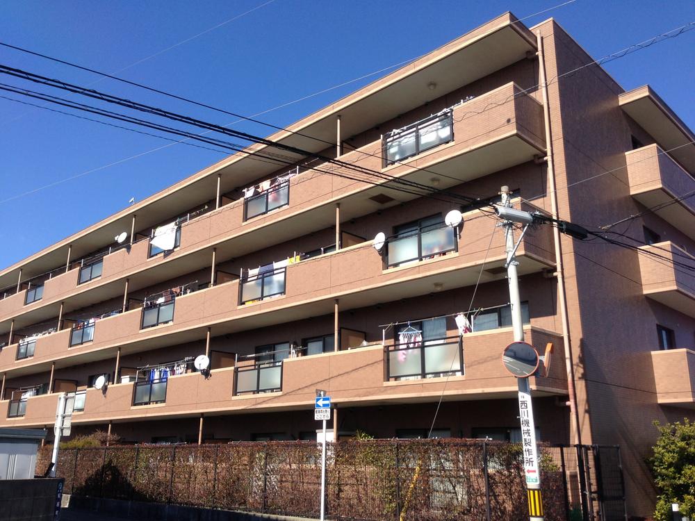 Local appearance photo. Taken from the southeast side