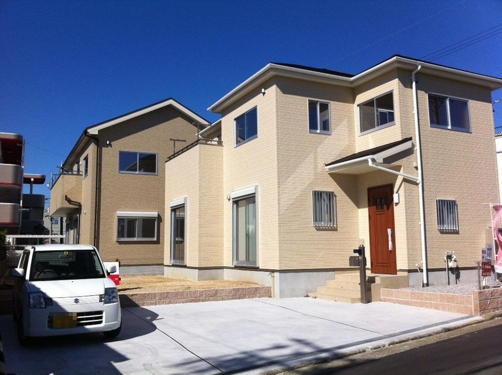 Local appearance photo