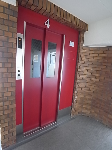 Other common areas. Elevator