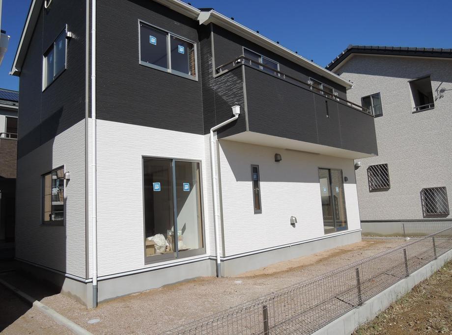 Local appearance photo. Solar power panel of the south-facing roof! This can be expected to be electric power sales amount (^^)