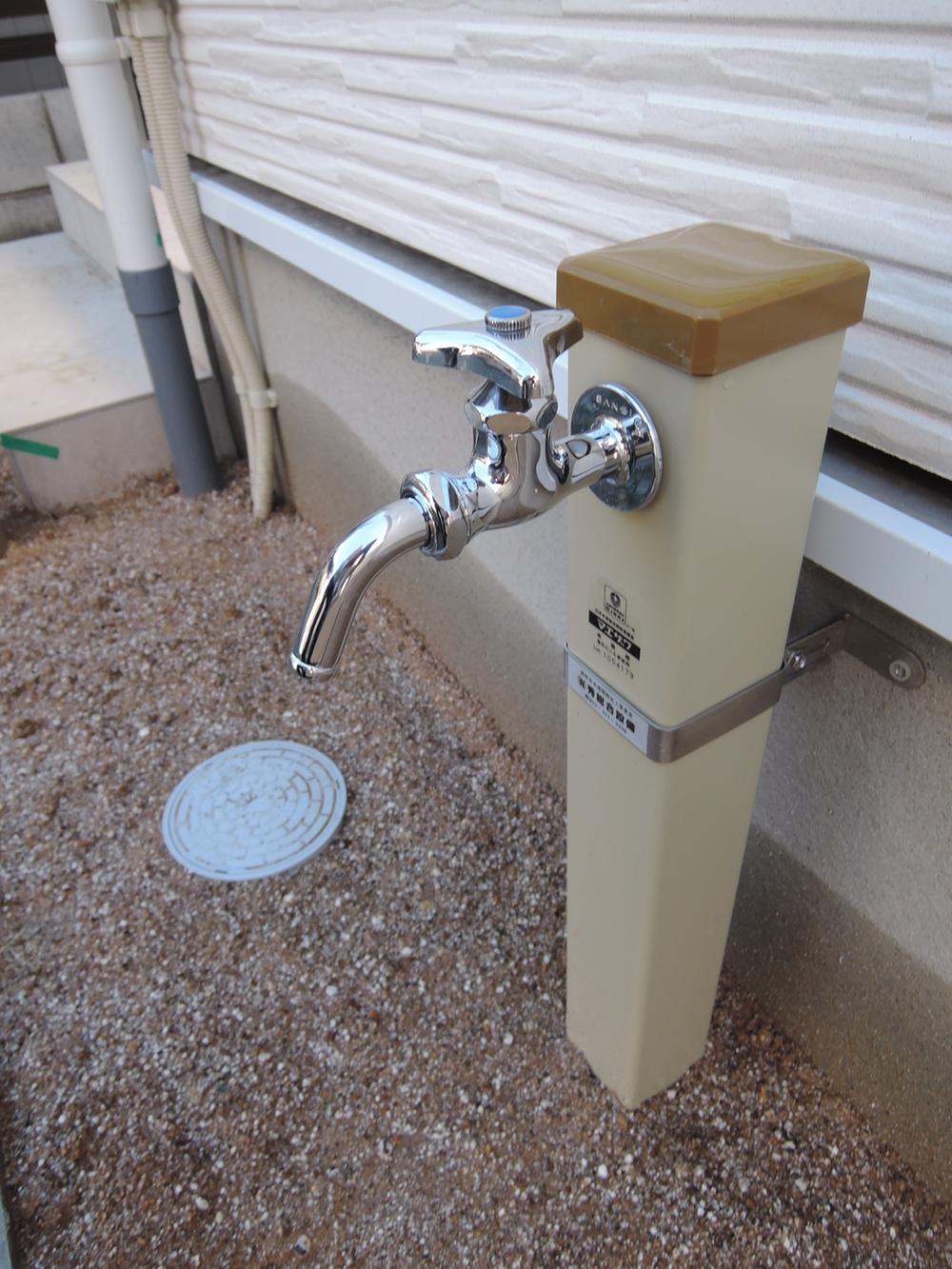 Other Equipment.  [All building standard specification] External watering plug