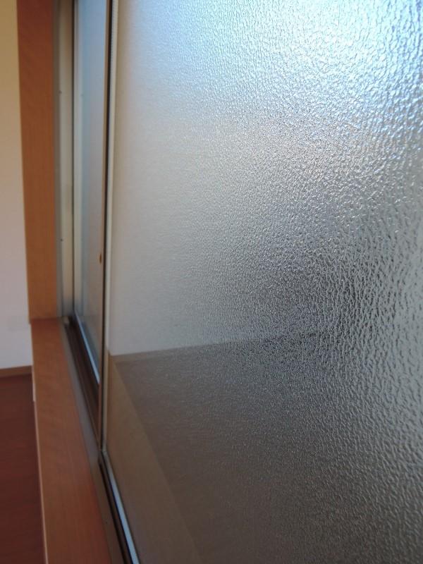 Construction ・ Construction method ・ specification.  [All building standard specification] All pair glass! Window close to the adjacent dwelling unit has become frosted glass to shield the eyes. 